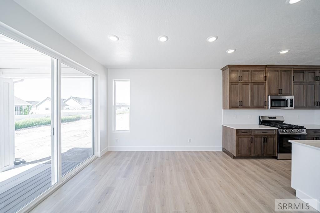 Image 14 of property listing at 400 Sage Lakes Blvd, Idaho Falls, ID 83401