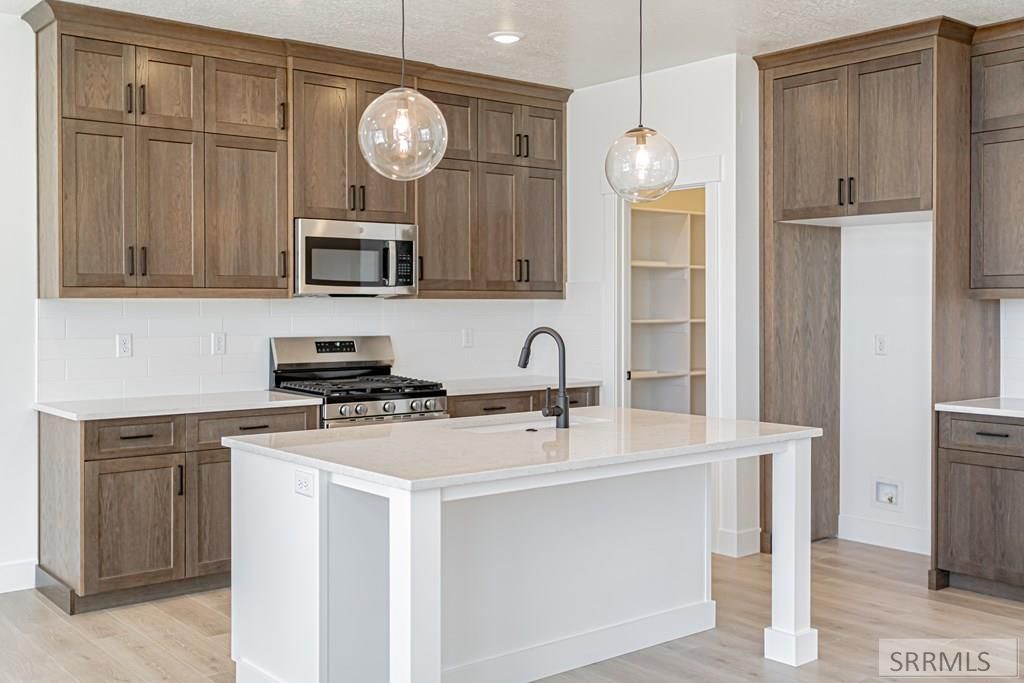Image 24 of property listing at 400 Sage Lakes Blvd, Idaho Falls, ID 83401