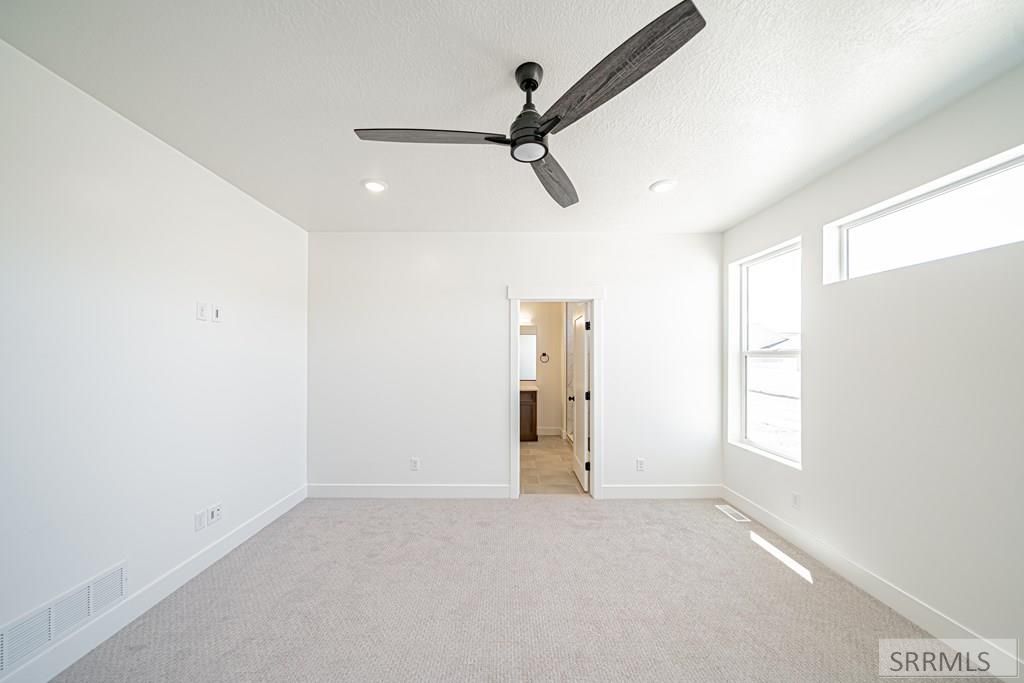 Image 37 of property listing at 400 Sage Lakes Blvd, Idaho Falls, ID 83401