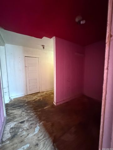 210 Chicago Blvd, San Antonio, TX 78210