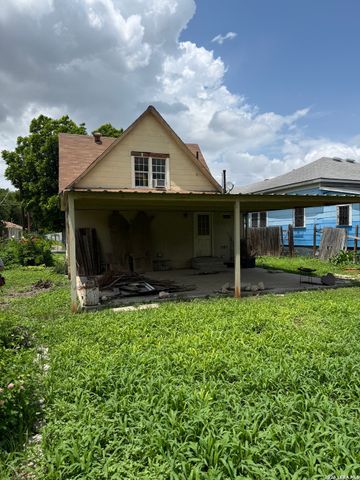 210 Chicago Blvd, San Antonio, TX 78210