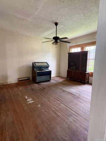 210 Chicago Blvd, San Antonio, TX 78210