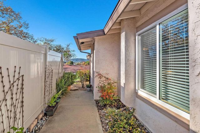 12581 Caminito De La Gallarda, San Diego, CA 92128