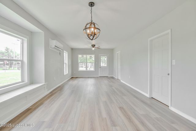 115 Yonkers Street, Plainview, TX 79072