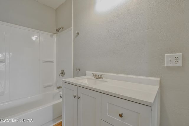 115 Yonkers Street, Plainview, TX 79072