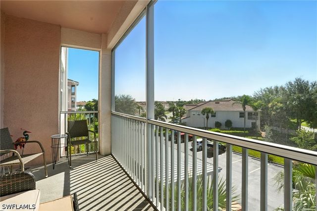 15901 Royal Pointe LN 301, Fort Myers, FL 33908