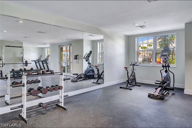 15901 Royal Pointe LN 301, Fort Myers, FL 33908