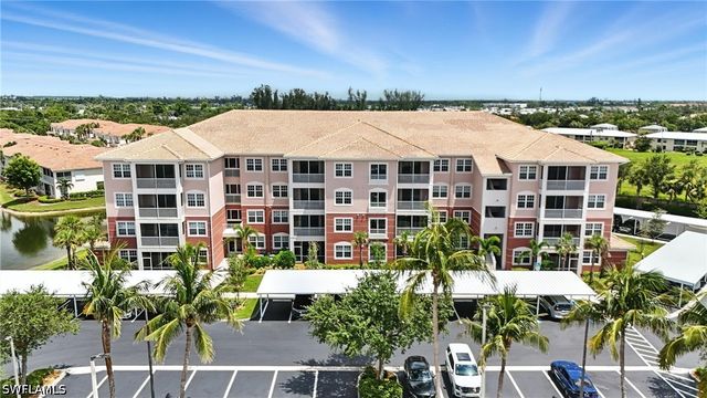 15901 Royal Pointe LN 301, Fort Myers, FL 33908