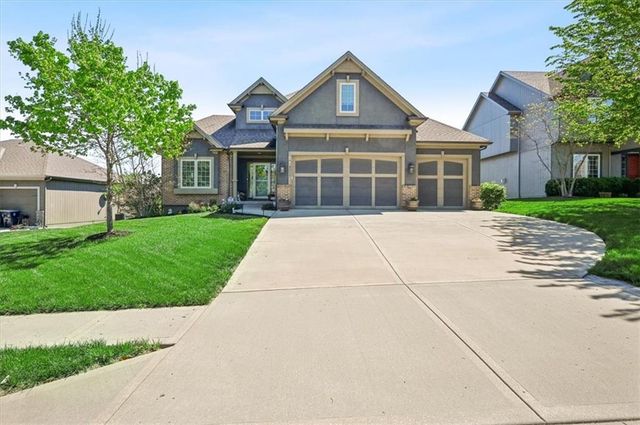 9519 N Lane Avenue, Kansas City, MO 64157