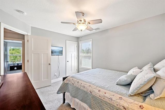 9519 N Lane Avenue, Kansas City, MO 64157