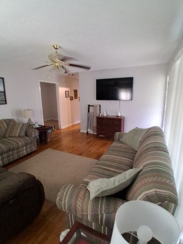 2605 Columbia Hwy, Pulaski, TN 38478