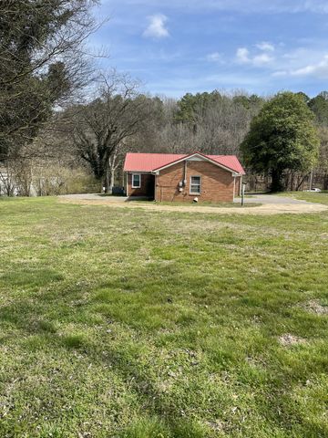 2605 Columbia Hwy, Pulaski, TN 38478