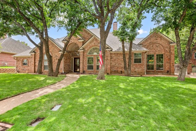 6604 Nantucket Lane, Arlington, TX 76001