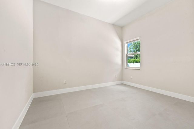 16160 SW 89th Pl, Palmetto Bay, FL 33157