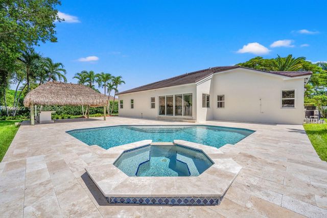 16160 SW 89th Pl, Palmetto Bay, FL 33157