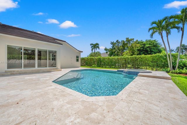 16160 SW 89th Pl, Palmetto Bay, FL 33157