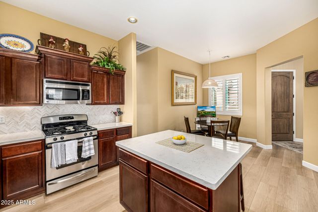 6202 E MCKELLIPS Road 177, Mesa, AZ 85215