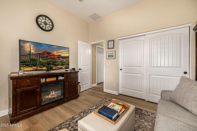 6202 E MCKELLIPS Road 177, Mesa, AZ 85215