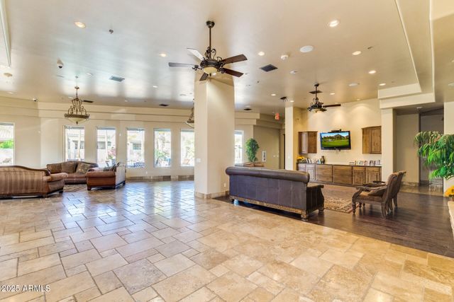 6202 E MCKELLIPS Road 177, Mesa, AZ 85215