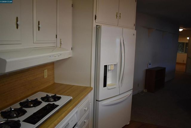 376 Avenida Flores, Pacheco, CA 84553