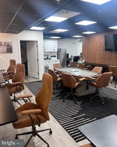 160-64 N 2ND ST, Philadelphia, PA 19106