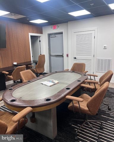 160-64 N 2ND ST, Philadelphia, PA 19106