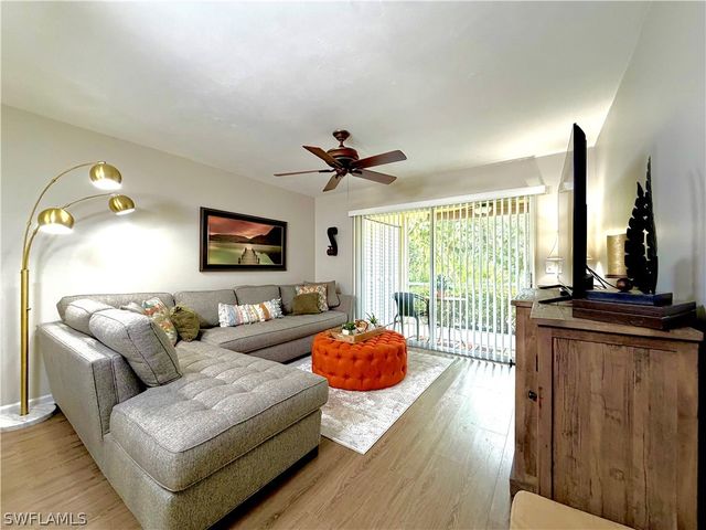 2690 Kings Lake BLVD 102, Naples, FL 34112