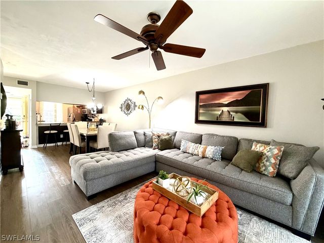 2690 Kings Lake BLVD 102, Naples, FL 34112