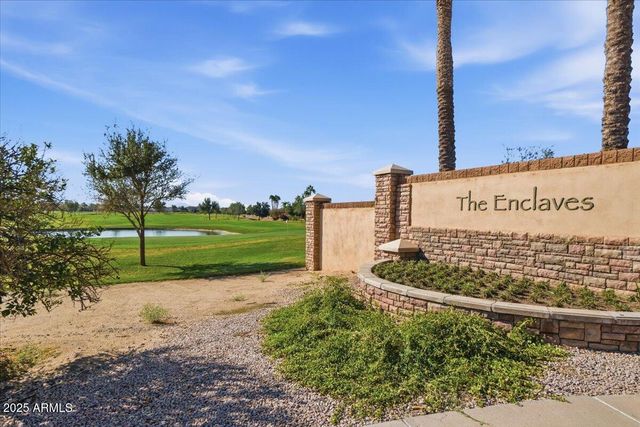 6587 S CLASSIC Way, Gilbert, AZ 85298