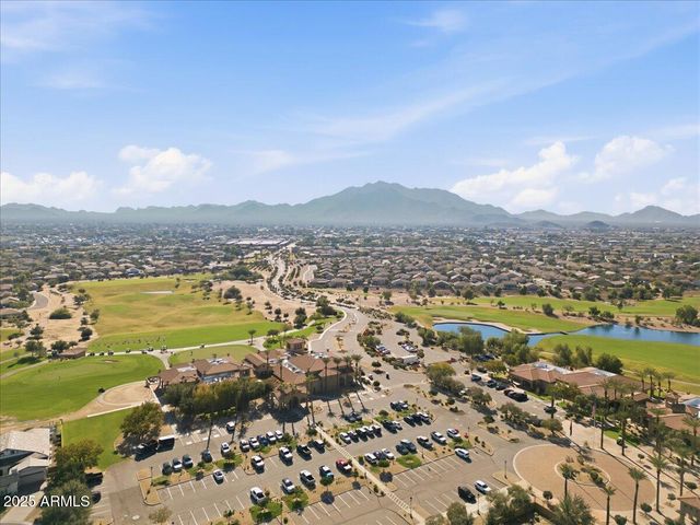 6587 S CLASSIC Way, Gilbert, AZ 85298