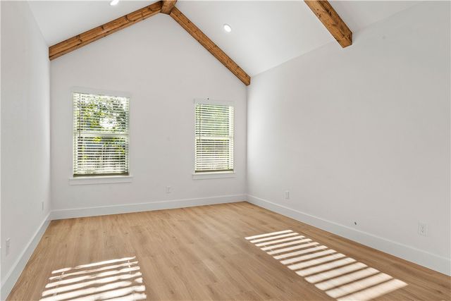 2 Kolman Lane, Bella Vista, AR 72715