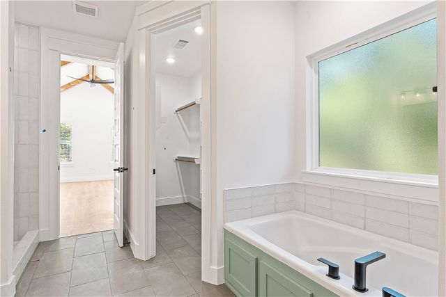 2 Kolman Lane, Bella Vista, AR 72715