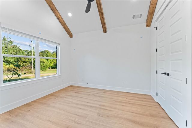 2 Kolman Lane, Bella Vista, AR 72715