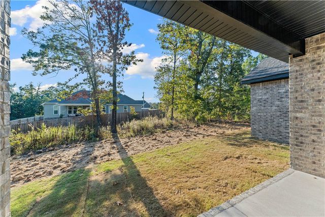 2 Kolman Lane, Bella Vista, AR 72715