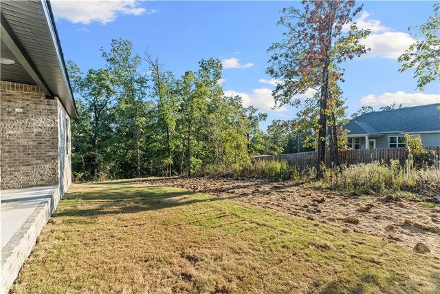 2 Kolman Lane, Bella Vista, AR 72715