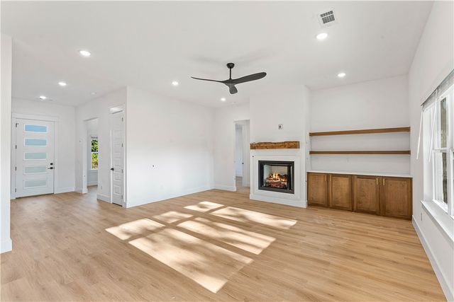 2 Kolman Lane, Bella Vista, AR 72715