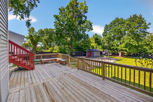 5358 NW 91st Court, Johnston, IA 50131