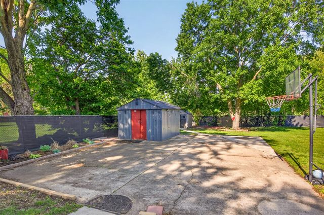 5358 NW 91st Court, Johnston, IA 50131