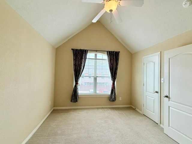 1000 Spring Loop 1806, College Station, TX 77840