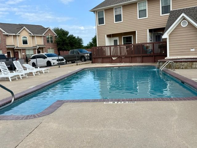 1000 Spring Loop 1806, College Station, TX 77840