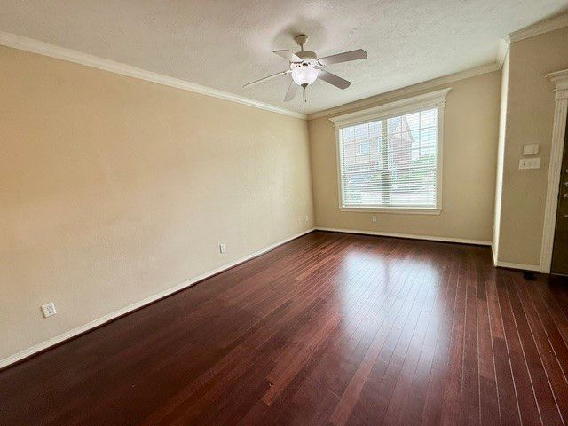 1000 Spring Loop 1806, College Station, TX 77840
