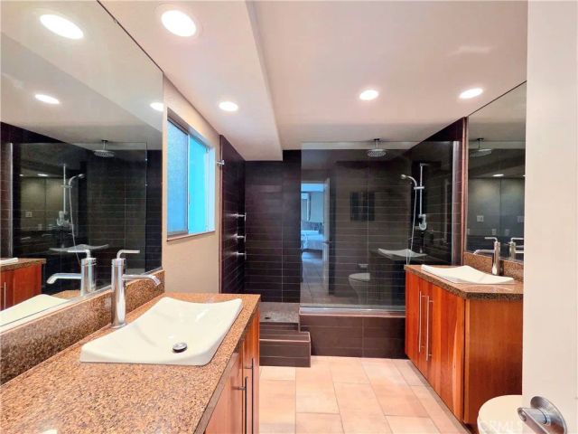 2101 E 2nd Street 301, Long Beach, CA 90803