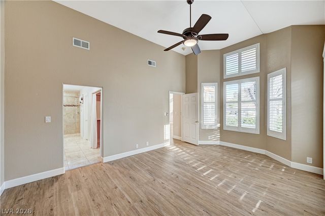 4950 Crooked Stick Way Way, Las Vegas, NV 89113