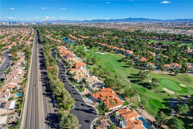 4950 Crooked Stick Way Way, Las Vegas, NV 89113