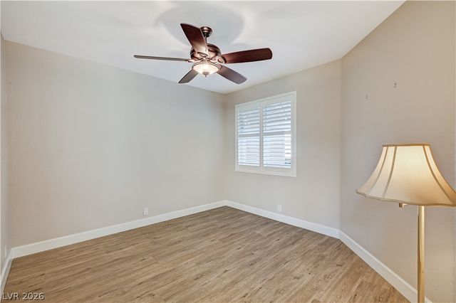 4950 Crooked Stick Way Way, Las Vegas, NV 89113