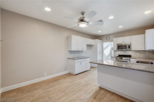 4950 Crooked Stick Way Way, Las Vegas, NV 89113