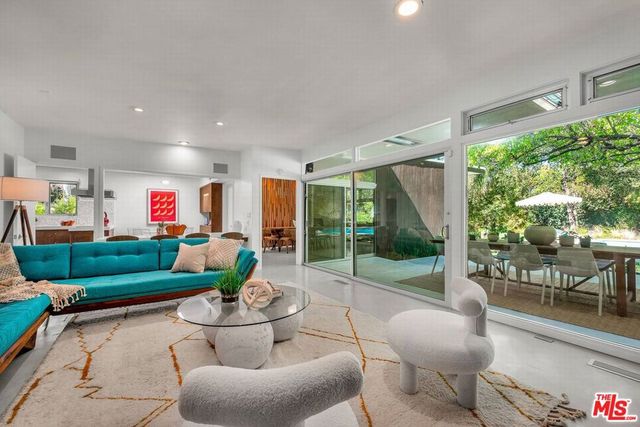 3700 Hayvenhurst Avenue, Encino, CA 91436