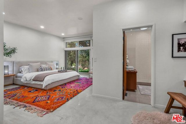 3700 Hayvenhurst Avenue, Encino, CA 91436