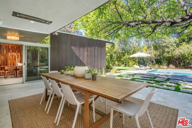 3700 Hayvenhurst Avenue, Encino, CA 91436