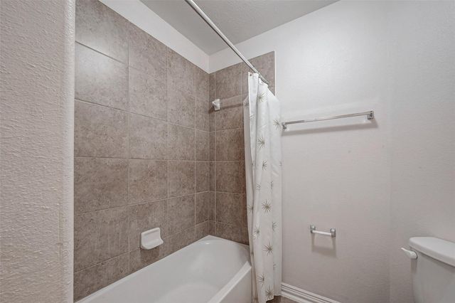 28314 Calaveras Lake Drive, Spring, TX 77386